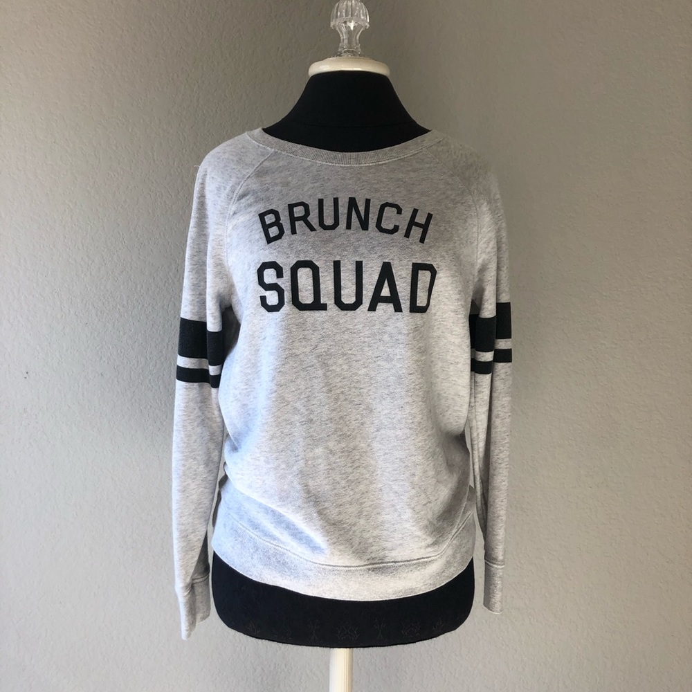3/$12 Old Navy Women’s Graphic Sweatshirt size S